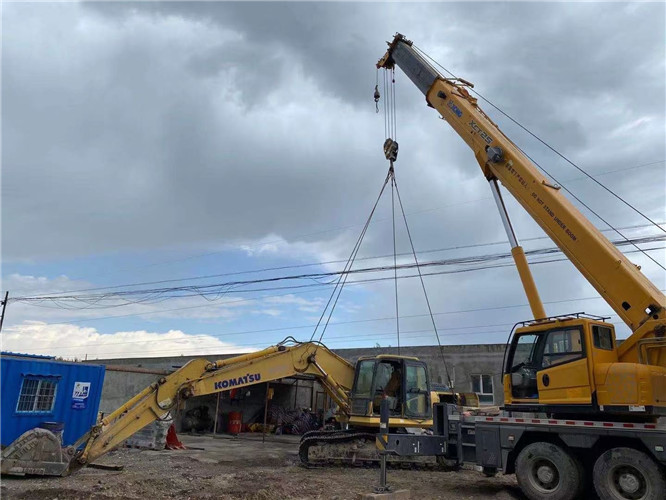 临潭县25吨吊车的工作半径是多少？